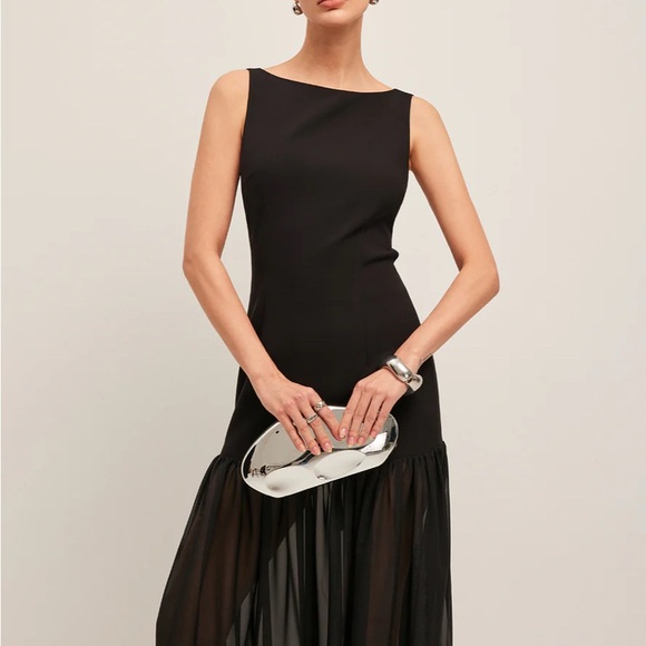 Commense Black Backless Dress with Bow Detail - Picture 3 of 3